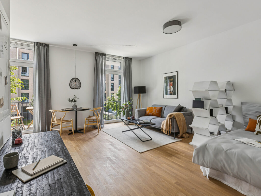 Work-Life-Balance – Stylish studio in a thriving city quarter - Photo 1