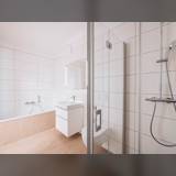 Erstbezug mit Stil: Lichtdurchflutete 2-Zimmer-Wohnung mit Balkon - Photo 3