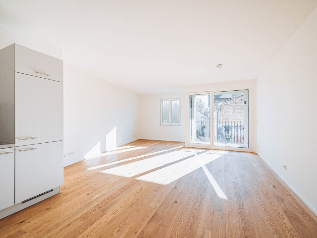 Elegantes Wohngefühl: Neubau 2-Zimmer-Wohnung mit moderner Küche - Foto 1