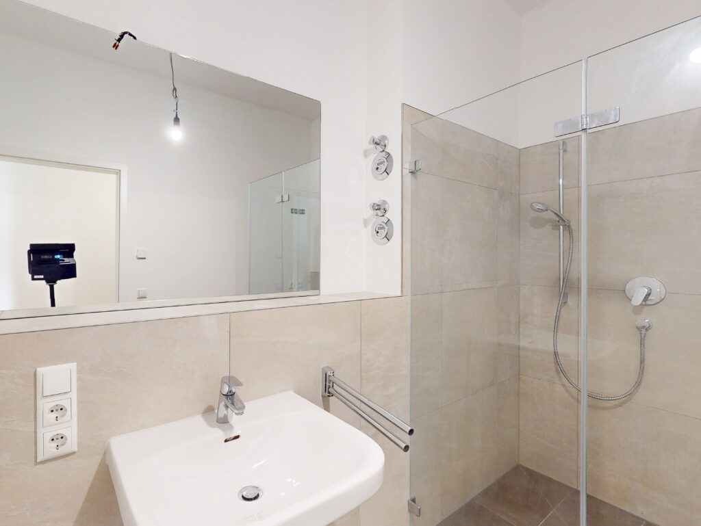 Attraktive 2-Zimmer-Wohnung mit EBK und Balkon - Photo 3