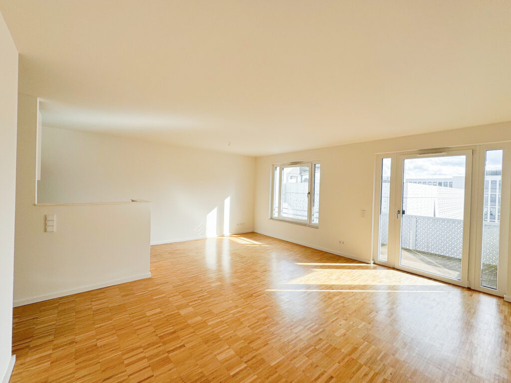 Moderne 3-Zimmer-Wohnung mit EBK - Foto 1