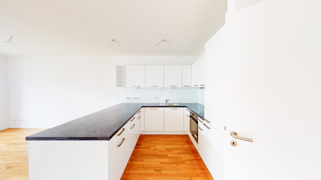 Familienfreundliche 4-Zimmer-Wohnung mit 2 Bädern - Photo 3