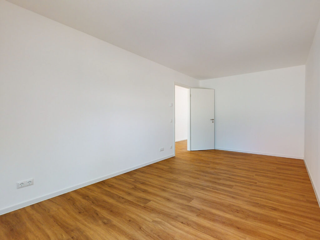 Einziehen und Wohlfühlen: 3-Zimmer-Wohnung mit EBK und Balkon - Foto 4