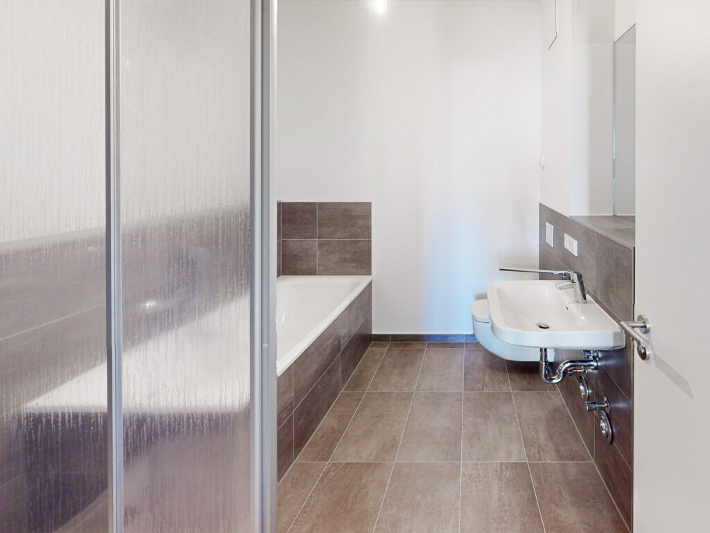Moderne 3-Zimmer Wohnung mit Balkon - Foto 4
