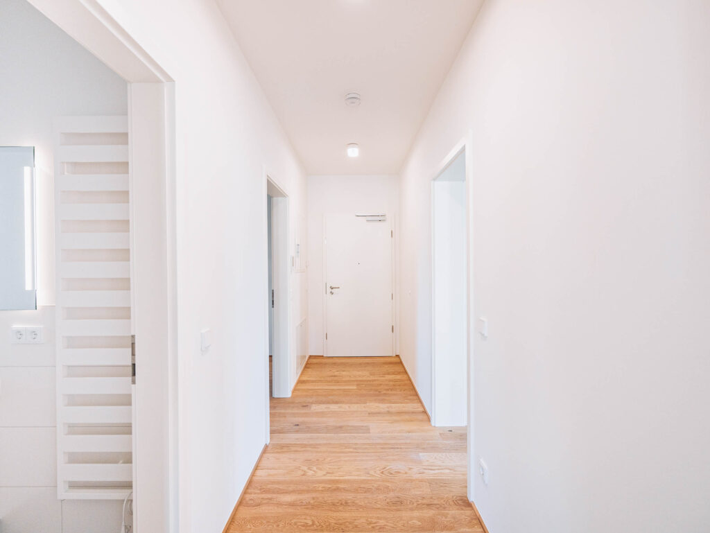 Moderner Komfort: Stilvolle 2-Zimmer-Wohnung mit Einbauküche im Neubau - Foto 4