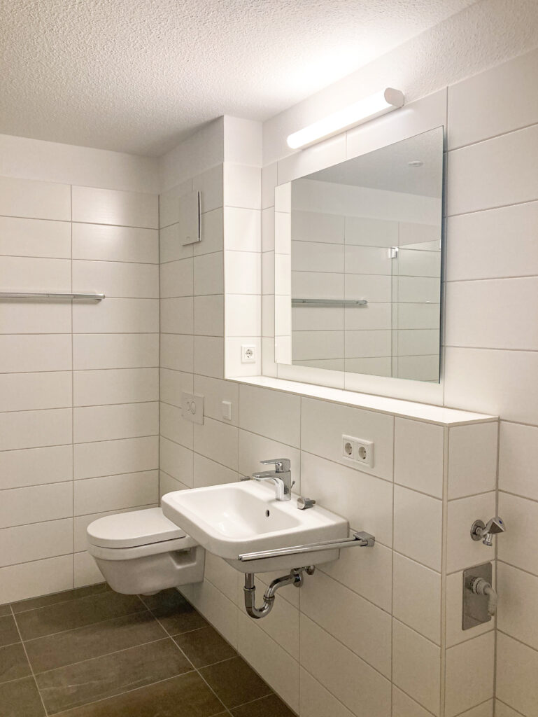 4 Zimmer in oberster Etage und mit großzügiger Terrasse - Photo 1