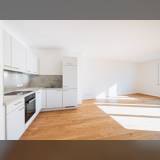 Erstbezug mit Stil: Lichtdurchflutete 2-Zimmer-Wohnung mit Balkon - Photo 2