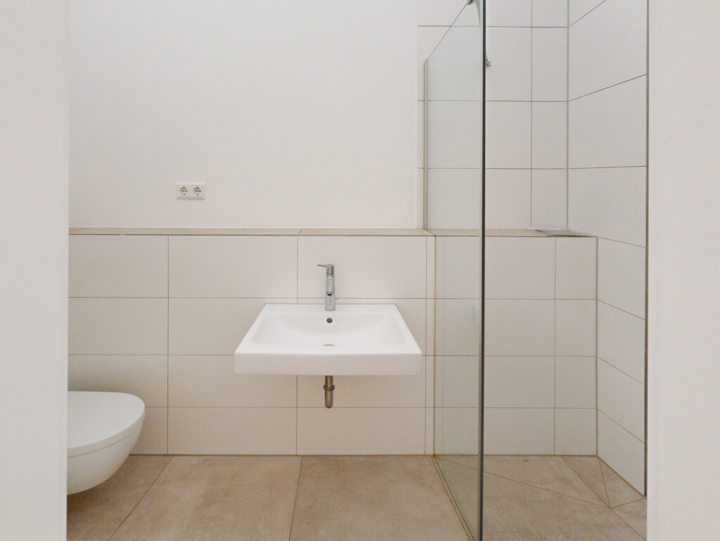 *Inkl. Umzugsbonus* Elegante 2-Zimmer-Wohnung mit Balkon in der Weststadt! - Photo 4
