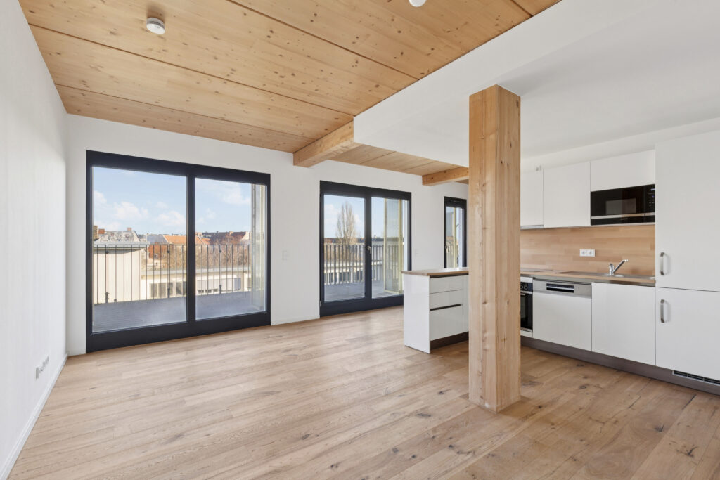 Exklusive 3-Zimmer-Dachgeschosswohnung mit Dachterrasse - Photo 1