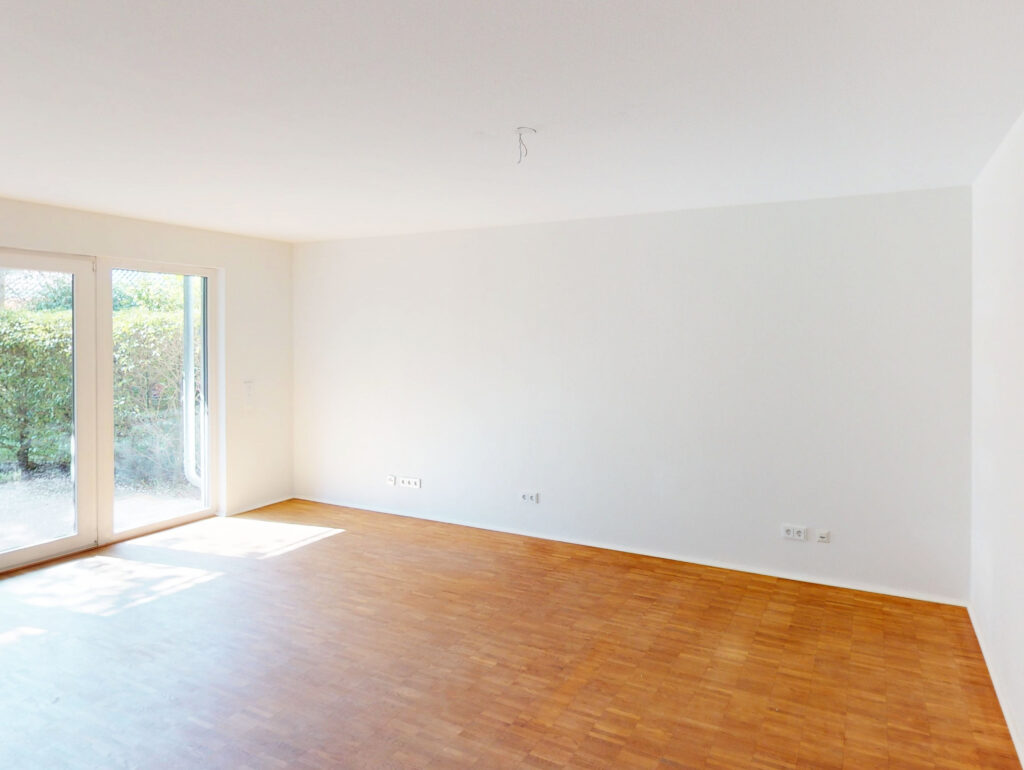 Praktisch geschnittene 3-Zimmer-Wohnung mit Terrasse und Garten - Photo 2
