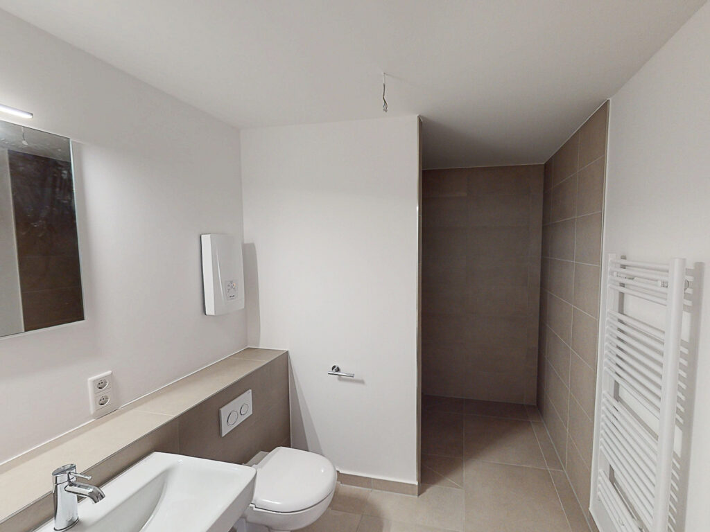 Erstbezug: Kompakte 3-Zimmer-Wohnung mit hochwertiger Einbauküche - Foto 5