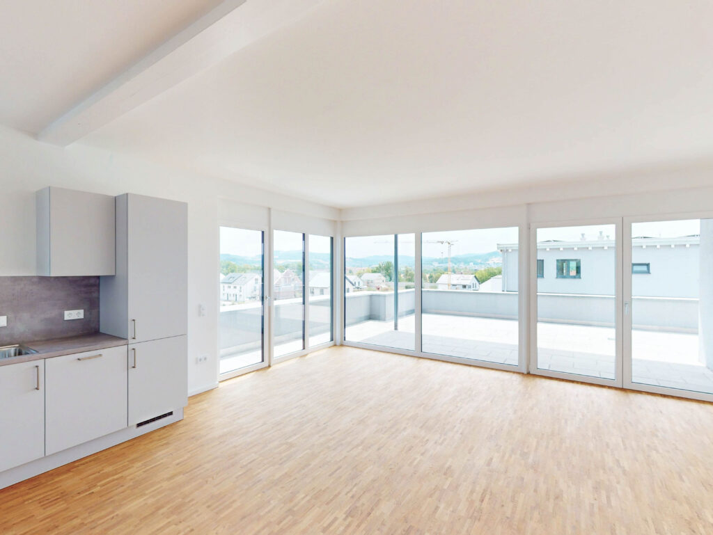 Lichtdurchflutete 3-Zimmer-Wohnung zum Wohlfühlen mit EBK und Sonnenterrasse - Photo 2