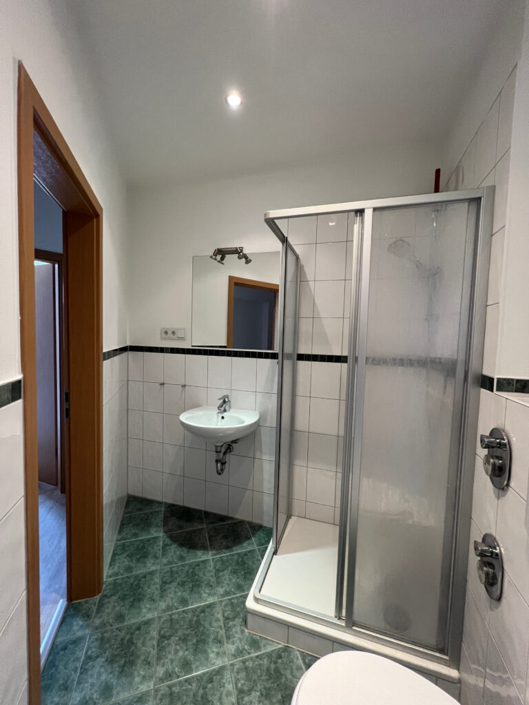 Charmantes 1-Zimmer-Apartment mit Einbauküche - Photo 5