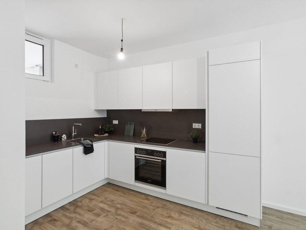Hier fühlt man sich wohl: 2,5-Zimmer Wohnung mit EBK und Terrasse - Photo 4
