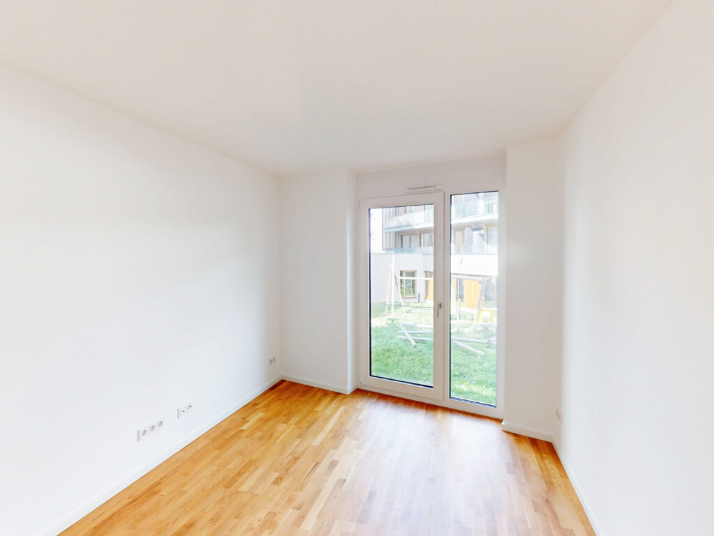Stilvolle 3-Zimmer-Wohnung mit Echtholzparkett und Balkon - Photo 2