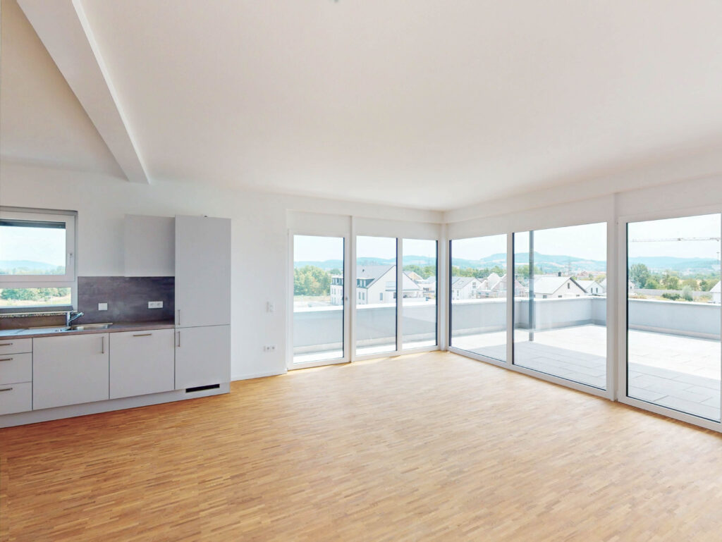 Lichtdurchflutete 3-Zimmer-Wohnung zum Wohlfühlen mit EBK und Sonnenterrasse - Photo 1