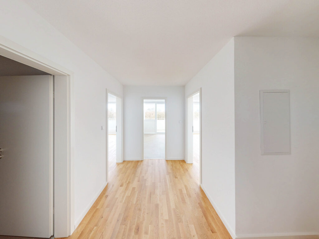 Stilvolle 2-Zimmer-Wohnung mit Balkon und Parkettboden - Foto 2