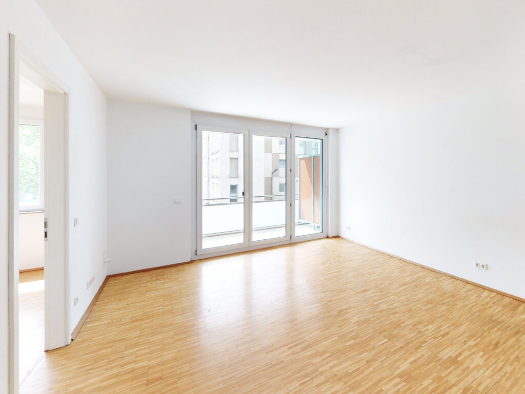 Helle 2-Zimmer-Wohnung mit Balkon und offener Küche - Foto 3