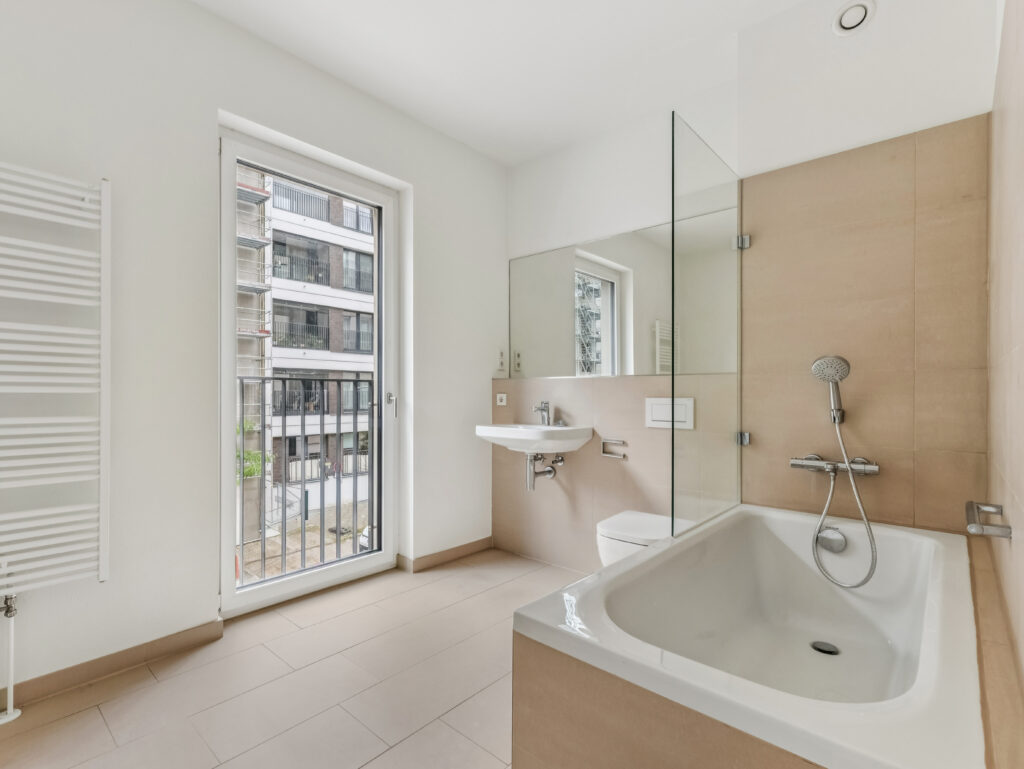 Ankommen & wohlfühlen: 2-Zimmer-Wohnung mit Balkon und Loggia in Berlin-Mitte - Photo 5