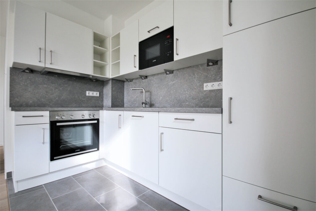 Familien willkommen! 3-Zimmer-Wohnung mit Eckbalkon - Photo 2