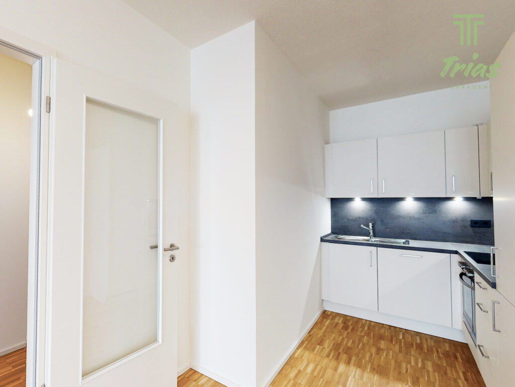 Gemütliche 2-Zimmer-Wohnung mit Einbauküche und Balkon! - Foto 3