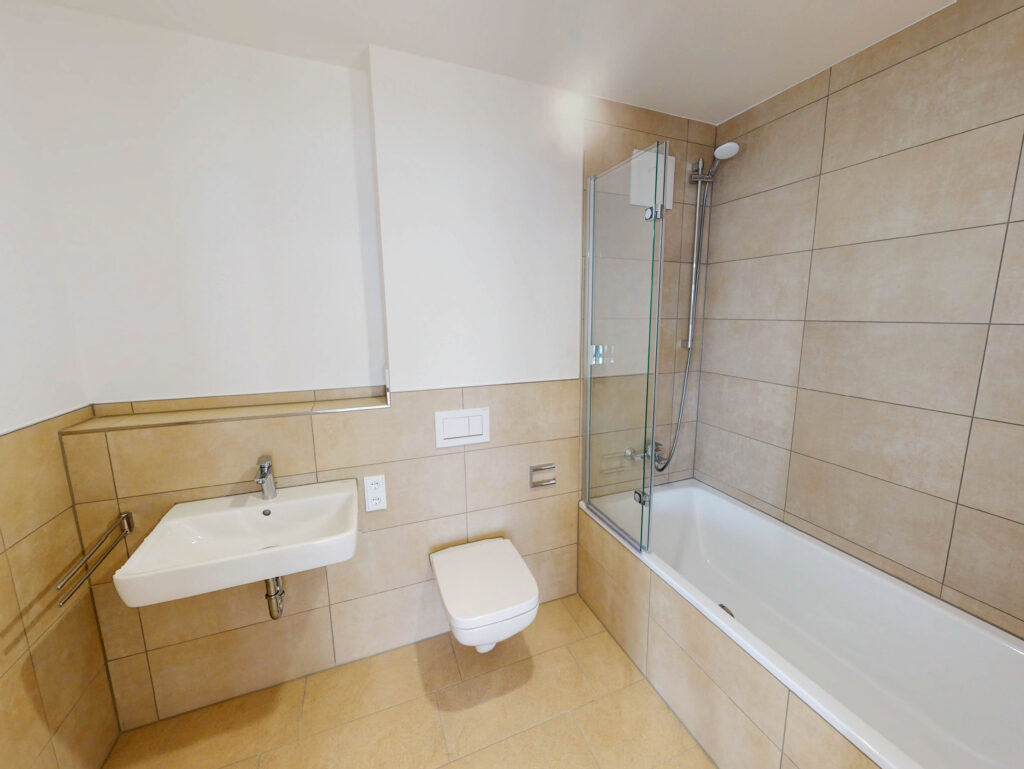 Nur mit WBS anmietbar! Komfortable 2-Zimmer-Wohnung mit EBK und Balkon - Photo 4