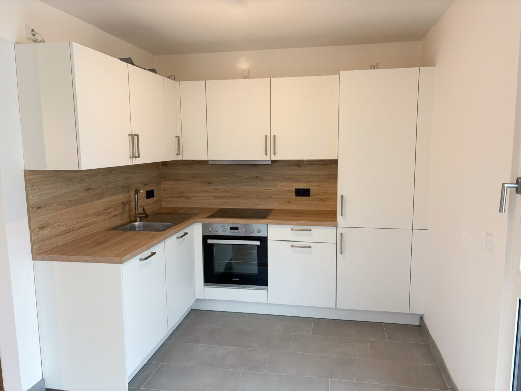 Großzügige 2-Zimmer-Wohnung mit Terrasse - Foto 3