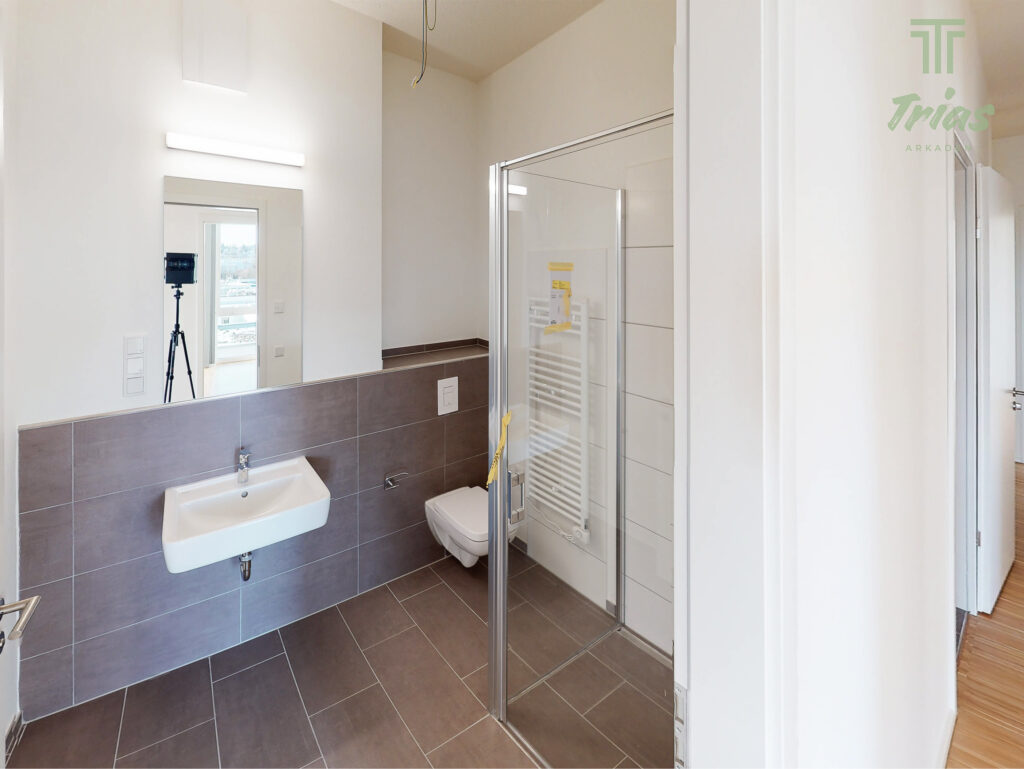 Großzügige 5-Zimmer-Wohnung mit gemütlichem Balkon! - Foto 3