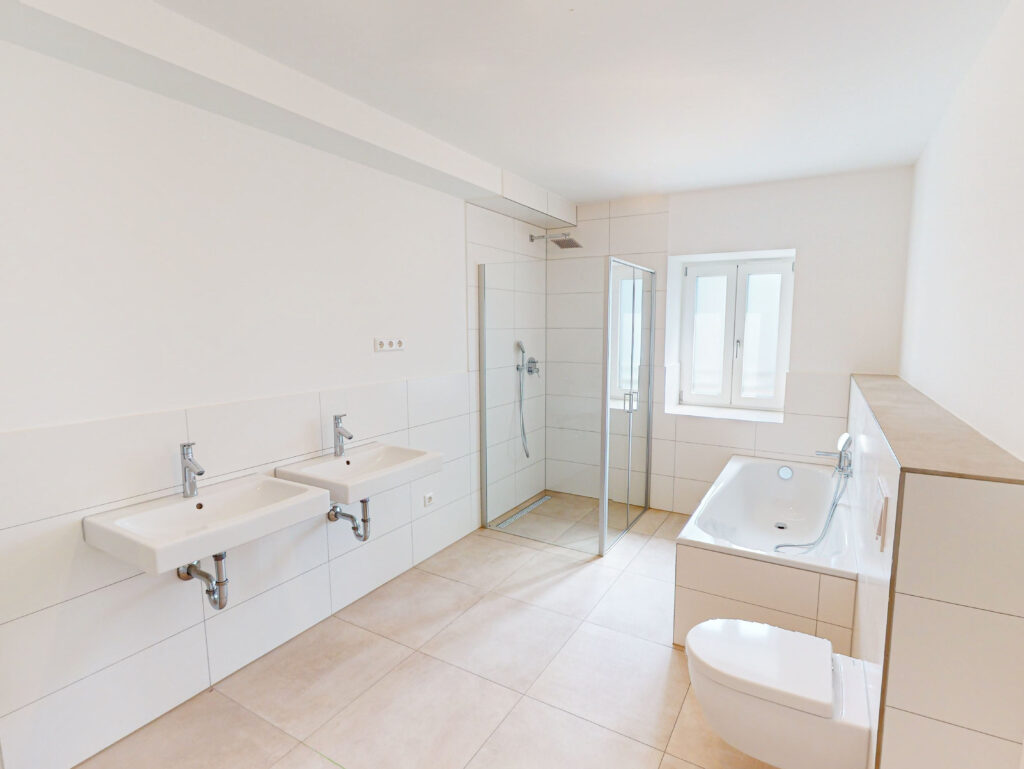 Perfekt für kleine Familien! Schöne 3-Zimmer-Wohnung mit Balkon in der Weststadt - Photo 3
