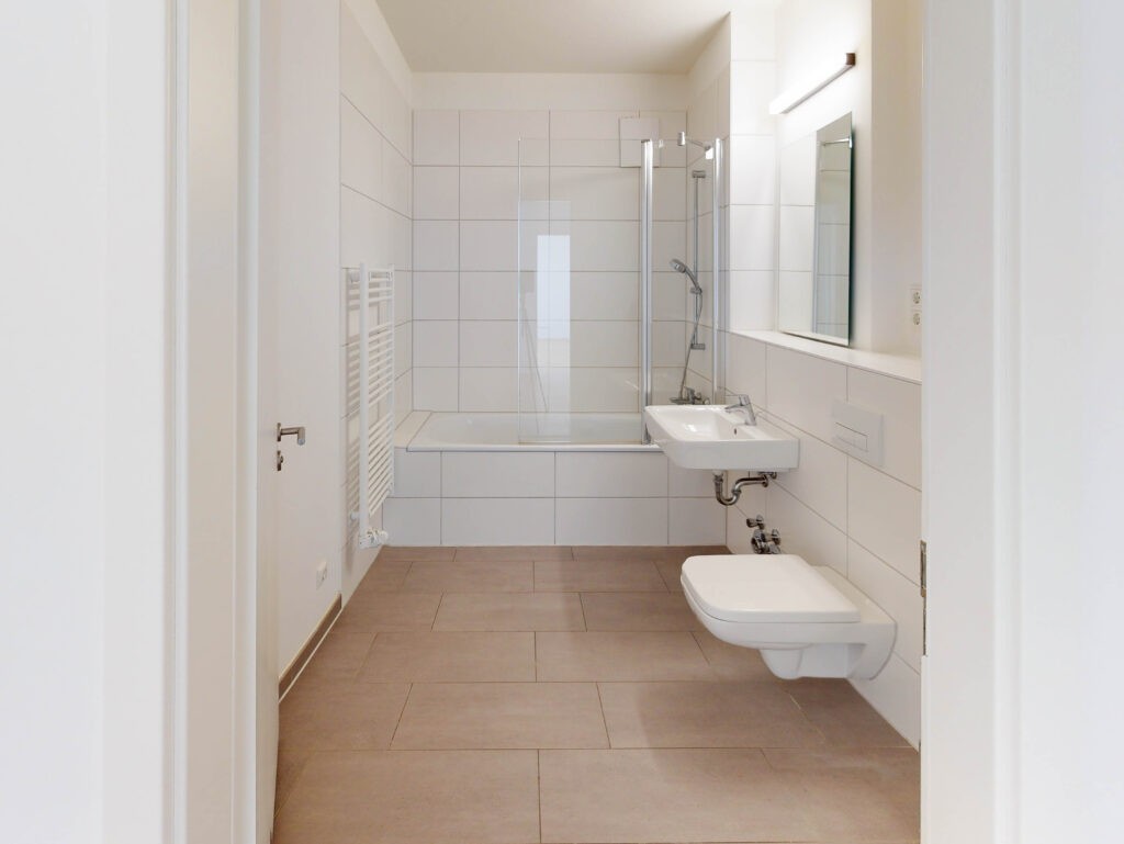Moderne 2 Zimmer Wohnung mit Balkon in Charlottenburg - Foto 1