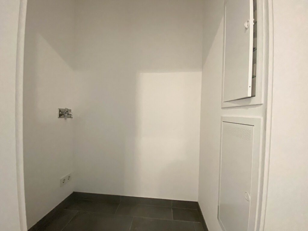 Zentrumsnahe 2-Zimmer-Wohnung mit Loggia! - Photo 1