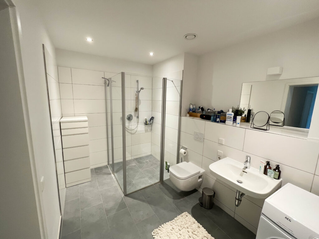 Innenstadt-Apartment mit 2 Zimmern und Akleide - Foto 4