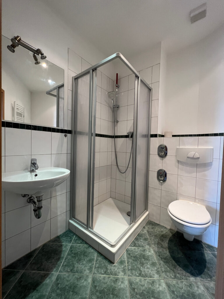 Charmantes 1-Zimmer-Apartment mit Einbauküche - Photo 4