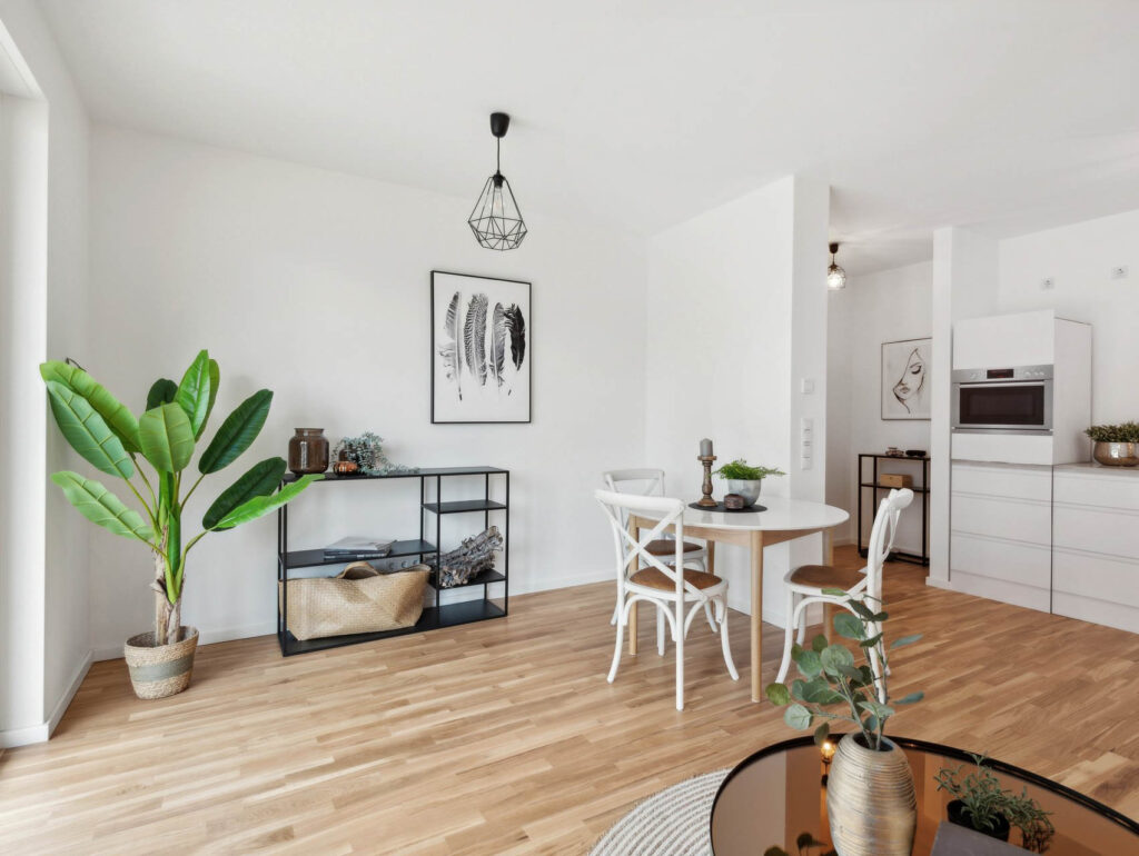 Wohntraum im Grünen: Moderne Dachgeschosswohnung mit Balkon - Foto 4