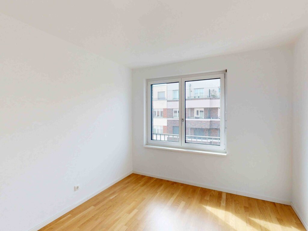 Ruhige Lage in Karlshorst mit 3 Zimmern Balkon und Einbauküche - Photo 2