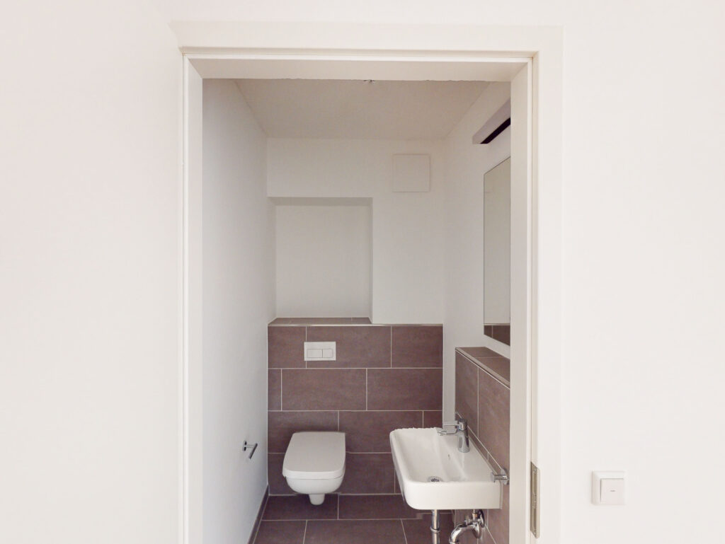 Ihr Wohntraum! Moderne 3-Zimmer-Wohnung mit EBK und Gartenanteil - Photo 5