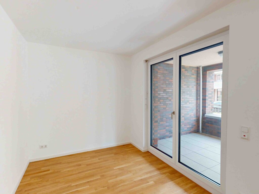 Karlshorst: Helle 3-Zimmer-Wohnung mit Balkon & Einbauküche - Photo 3