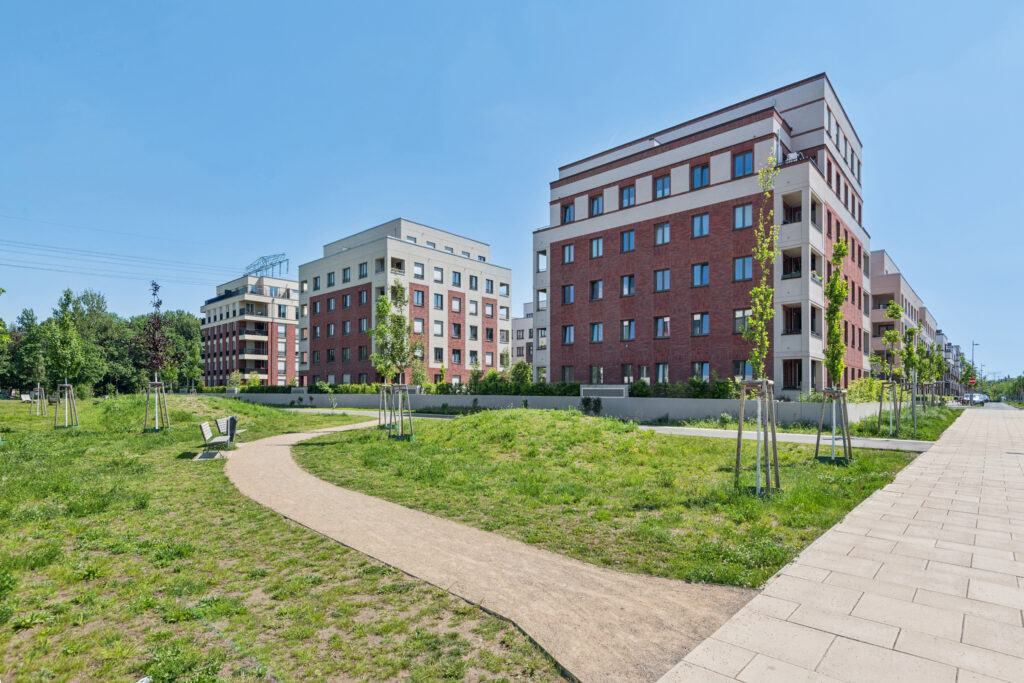 Stilvolles Wohnen: 3-Zimmer-Wohnung mit Balkon und moderner Einbauküche - Foto 4