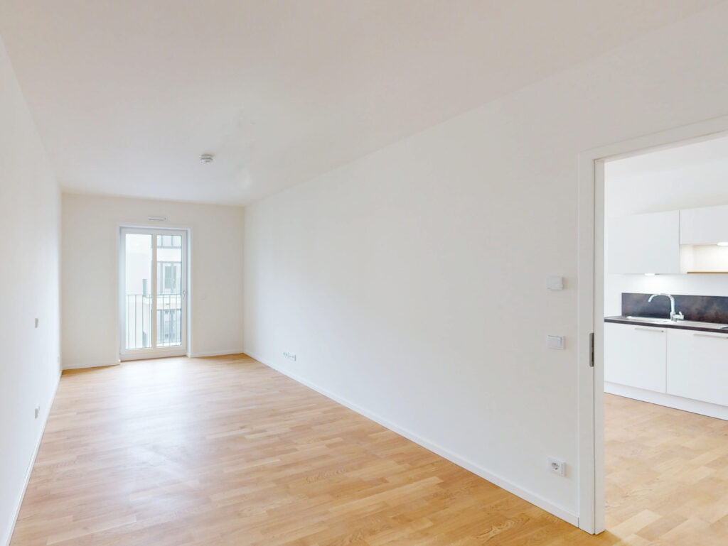 Stilvolles Wohnen: 2-Zimmer-Wohnung mit eleganter Einbauküche und Aufzug - Photo 2
