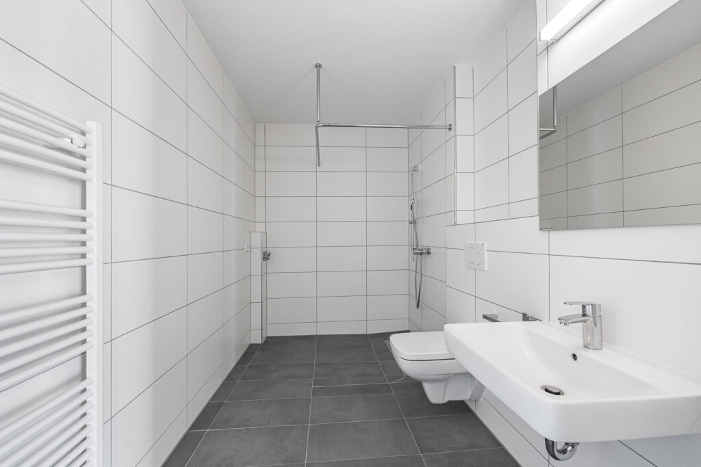 Helle 2 Zimmerwohnung mit Einbauküche - Foto 5