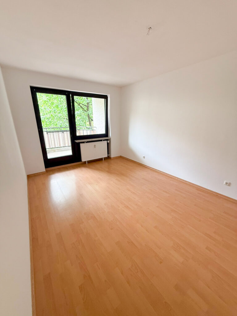 Altbaucharme trifft Wohnkomfort: 2-Zimmer-Wohnung in Unterschleißheim - Foto 2