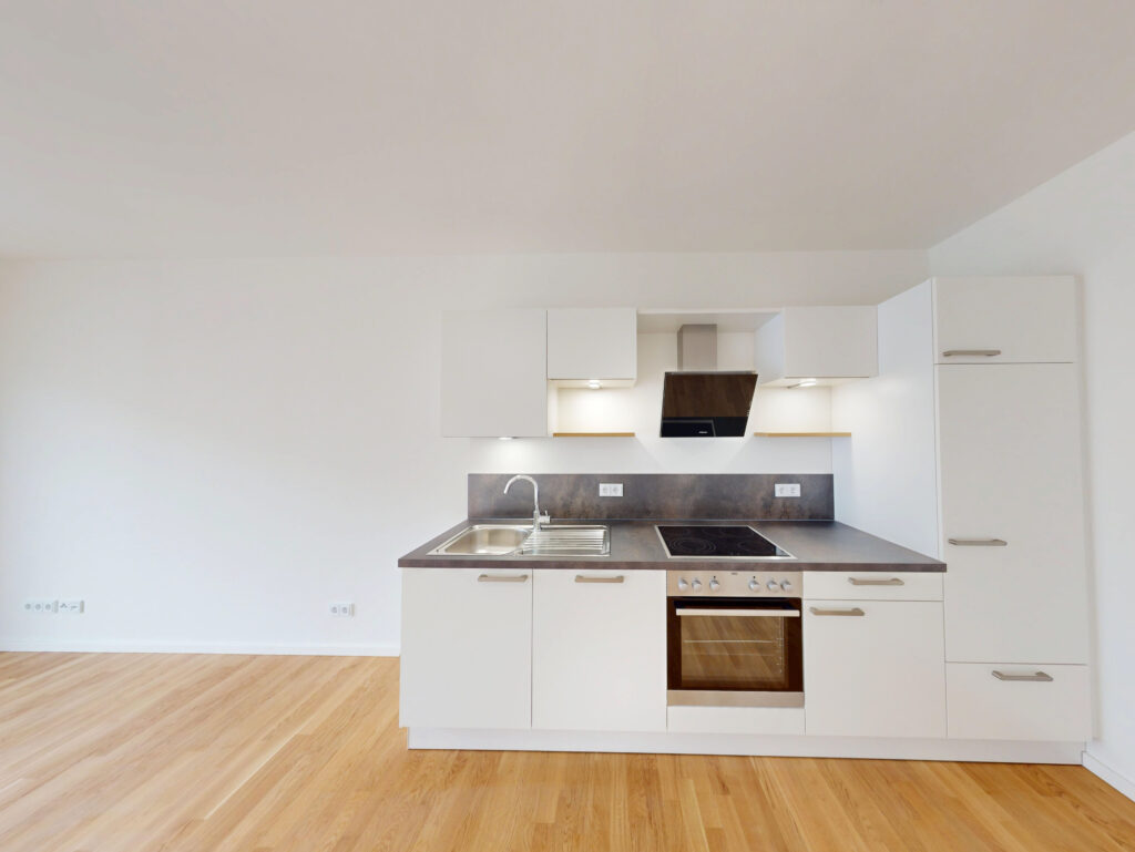 Elegantes Wohnen: 2-Zimmer-Wohnung mit moderner Einbauküche und Balkon - Photo 3