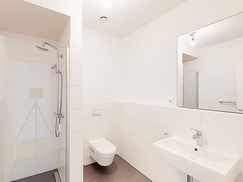 Exklusiv Wohnen im Palais an den Höfen! 3 Zimmer mit EBK und Wintergarten - Photo 4