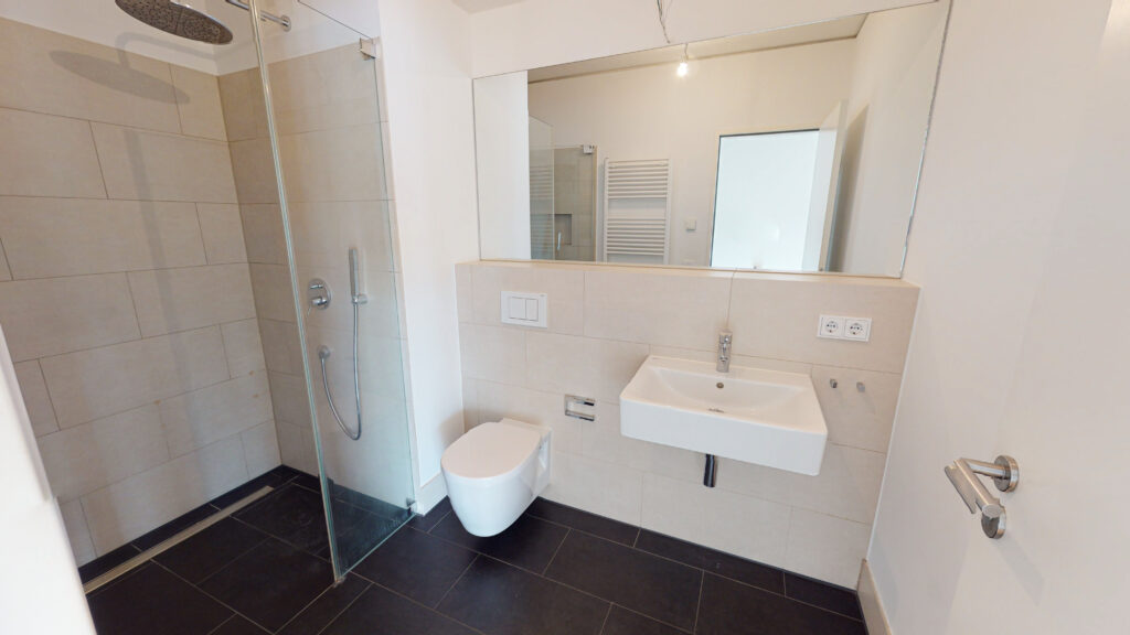 Hochwertige 3-Zimmerwohnung mit Einbauküche! - Photo 4