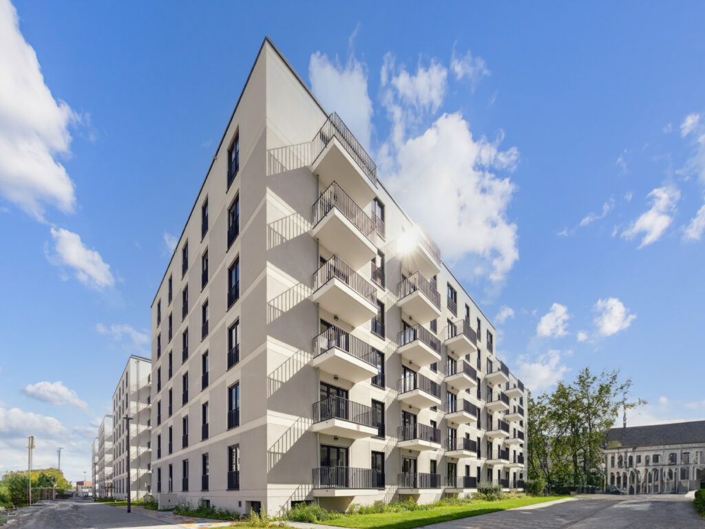 Elegantes Wohnen: 2-Zimmer-Wohnung mit moderner Einbauküche und Balkon - Photo 2