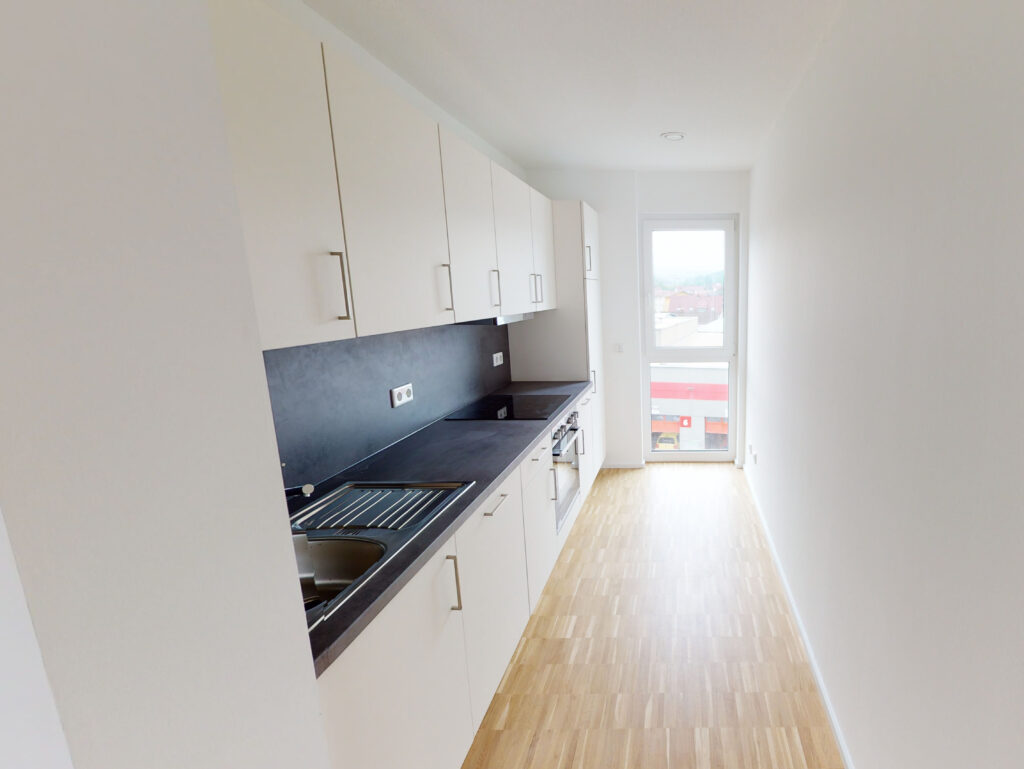 Charmante 3-Zimmer Erdgeschosswohnung mit EBK und Sonnenterrasse - Photo 3