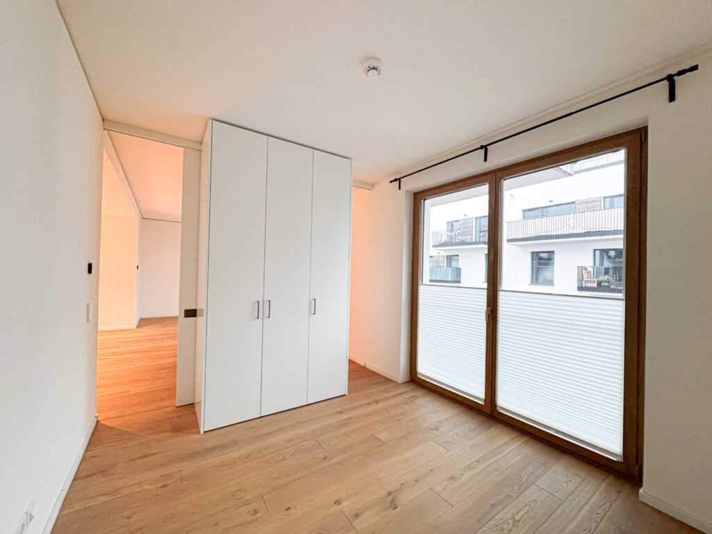 HafenCity Hamburg: Charmante 2-Zimmer-Wohnung mit Einbauküche und Balkon - Photo 5