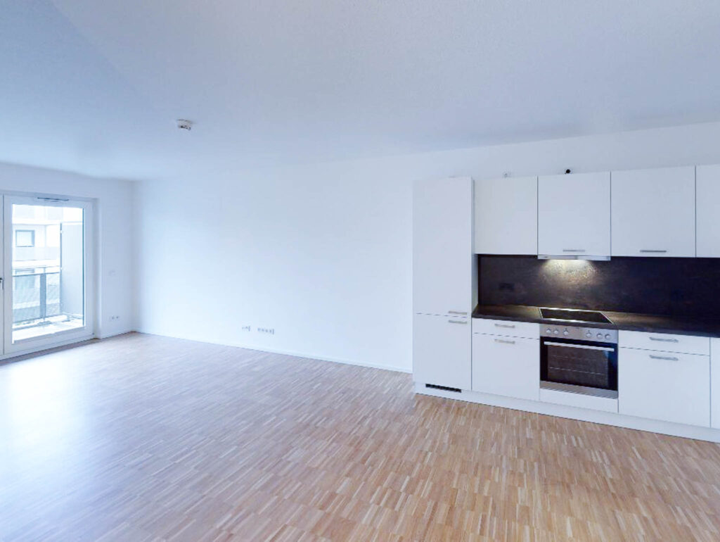 LUI Spandau: Attraktive 3-Zimmer-Wohnung mit EBK und Balkon. - Photo 2