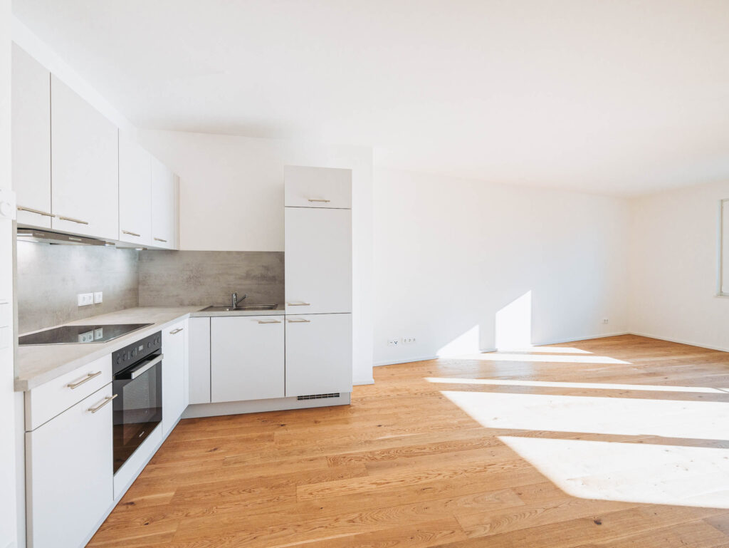 Elegantes Wohngefühl: Neubau 2-Zimmer-Wohnung mit moderner Küche - Foto 2