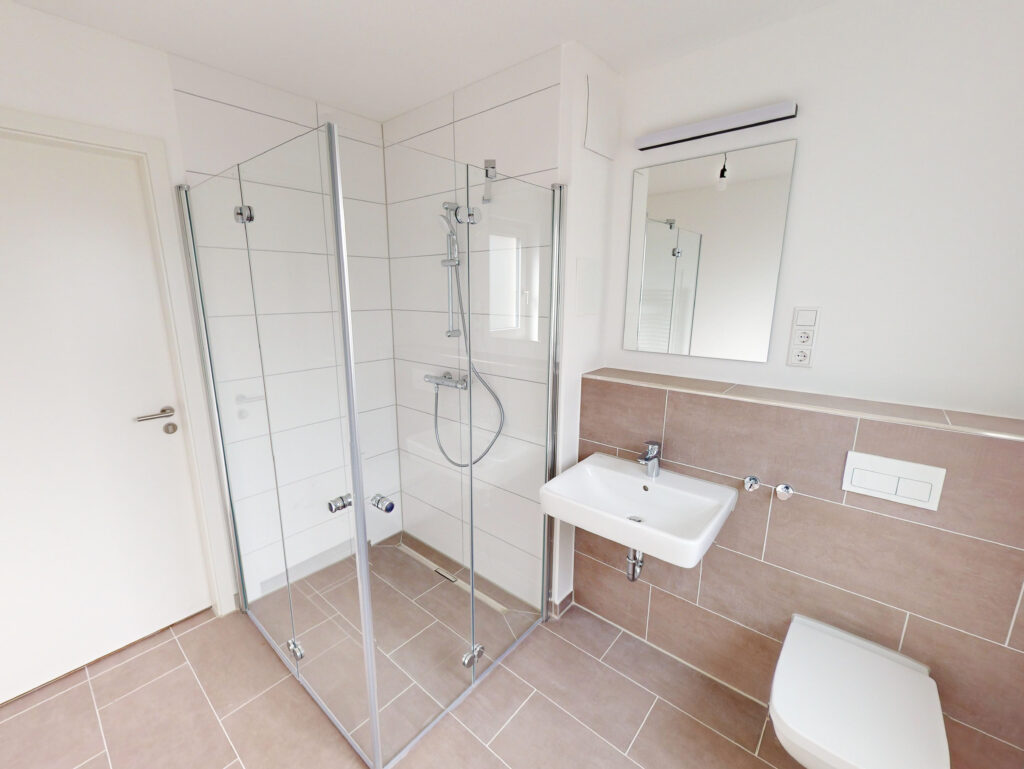 Ihr Wohntraum! Moderne 3-Zimmer-Wohnung mit EBK und Gartenanteil - Photo 4